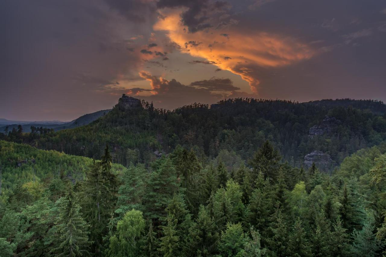 Resort Mezna Hrensko Bagian luar foto